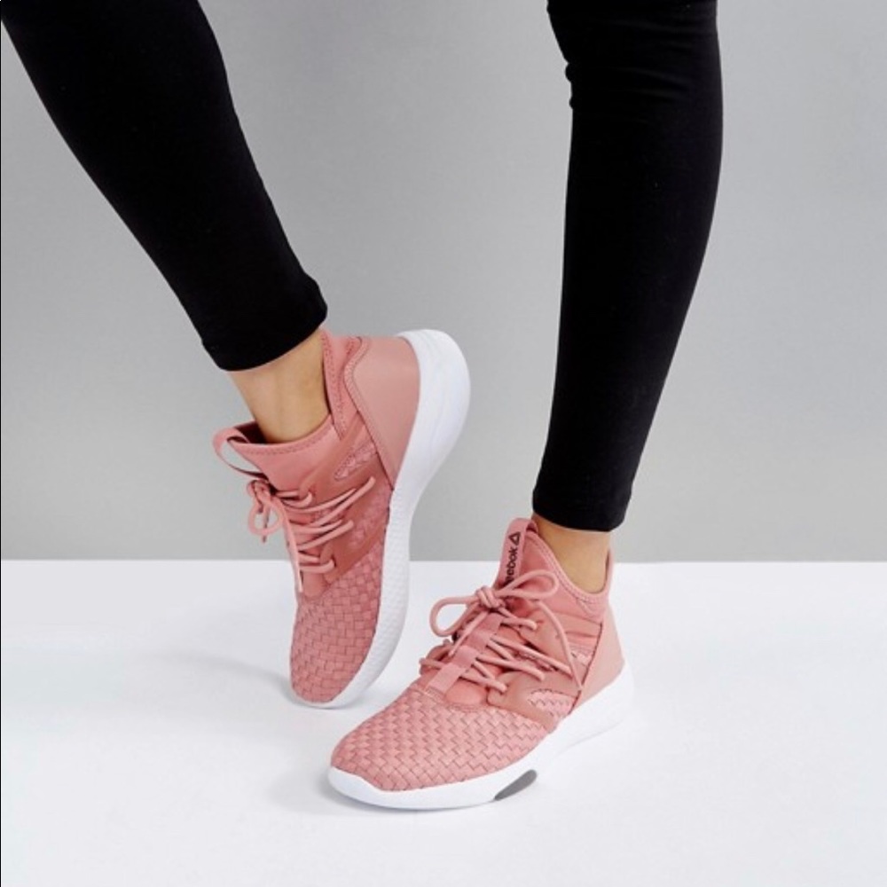 Hayasu Reebok Sneakers